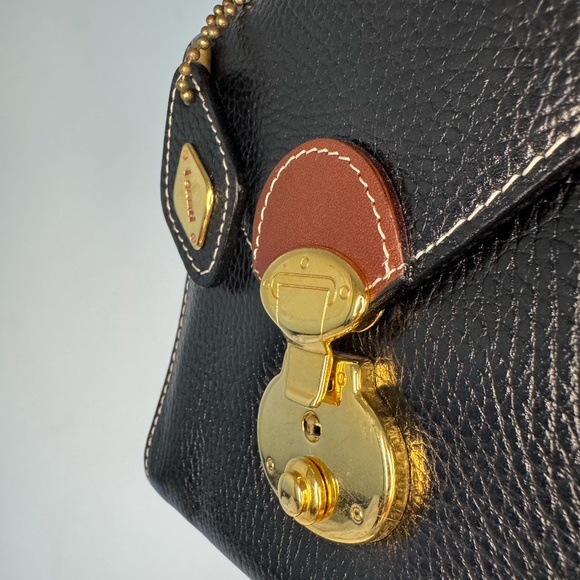 Isanti Luxury Italian Leather Mini Crossbody Bag – Black - Picture 12 of 17